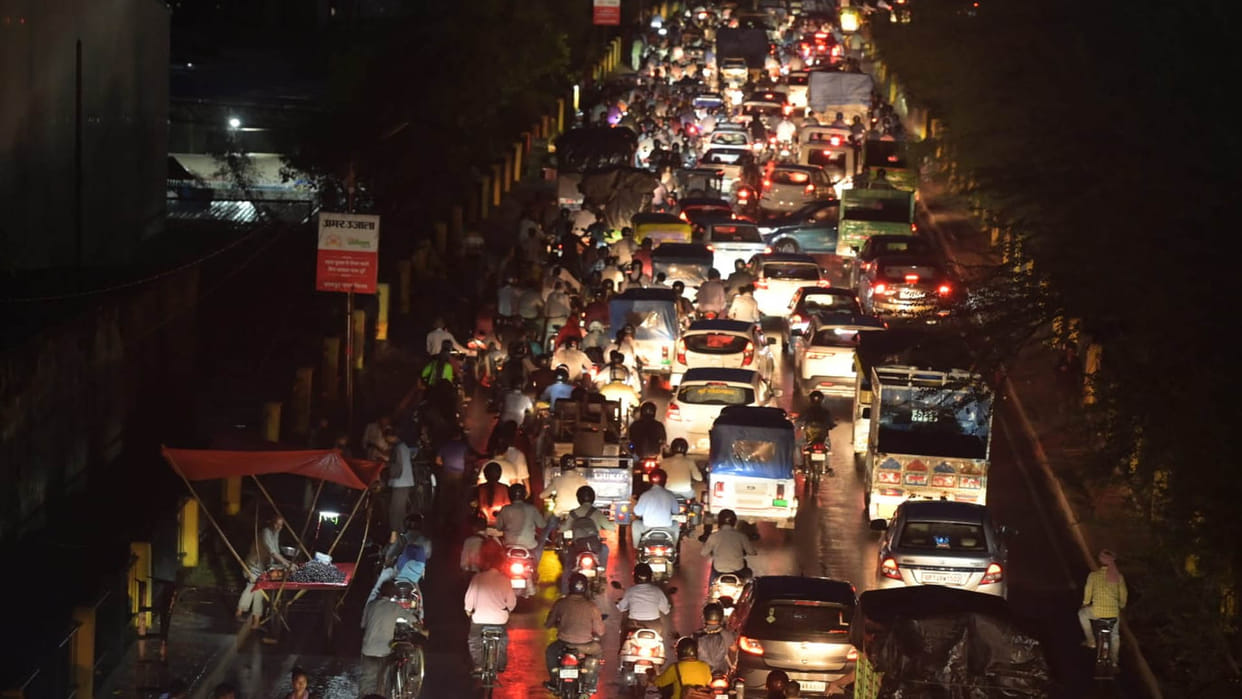 Kanpur: Waterlogging on roads after rain, traffic jam on VIP road, Govindpuri bridge, GT road,