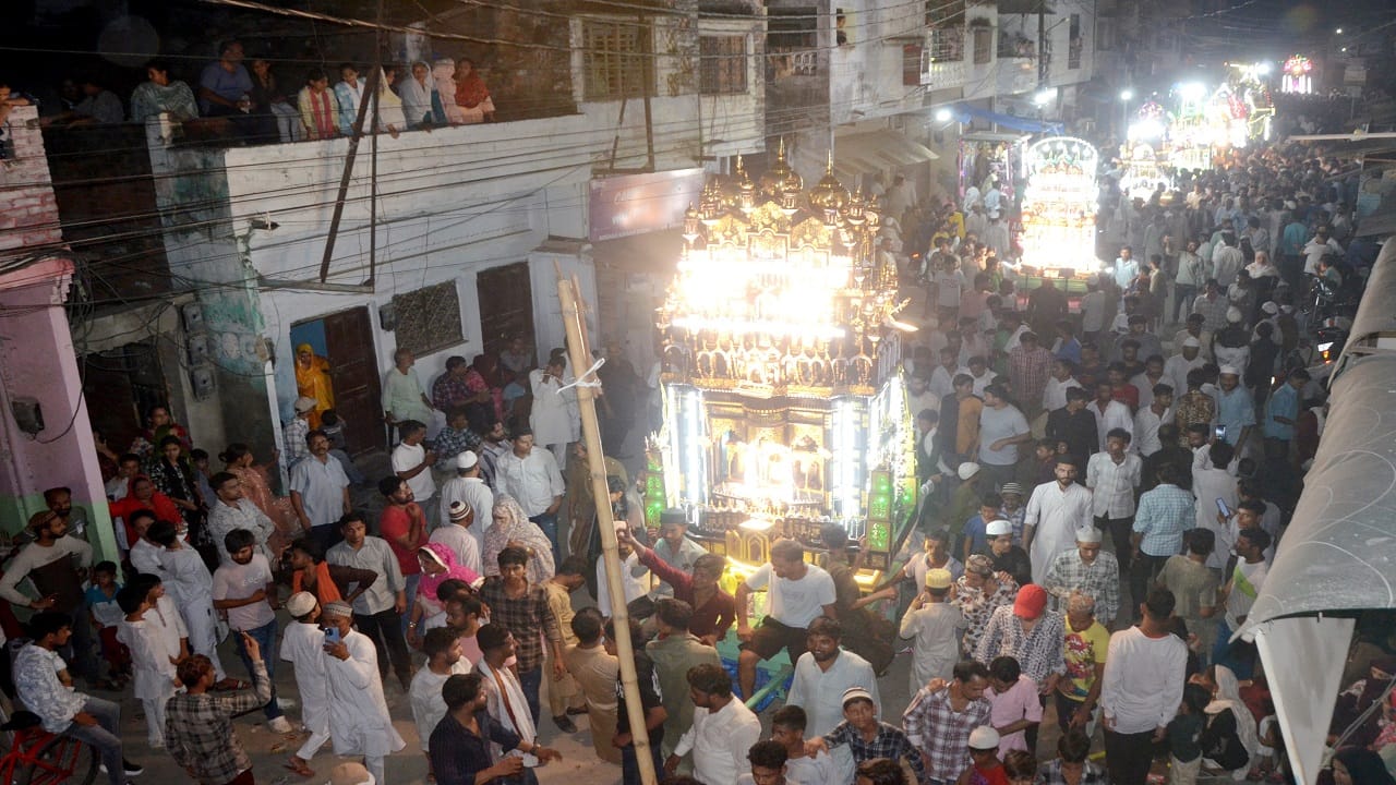 historic procession of Jarids on the occasion of 8th Moharram was taken out in Bareilly