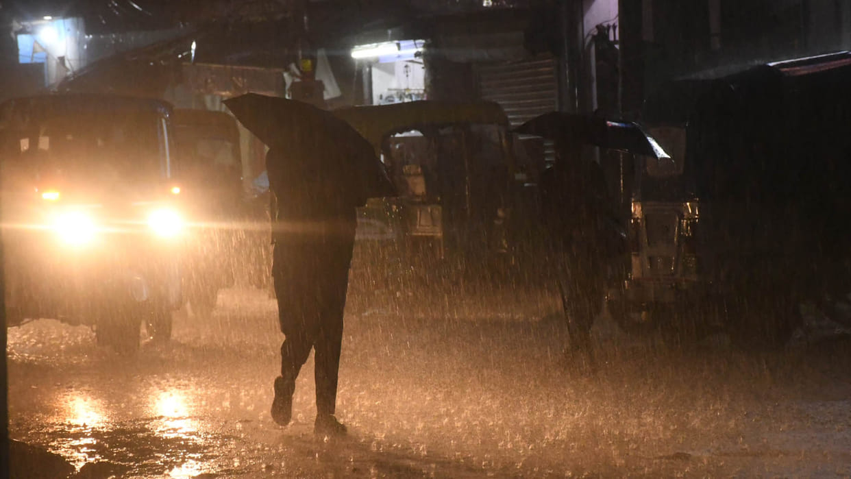 Kanpur Humidity increased to more than 90% so it rained winds gained speed due to low pressure