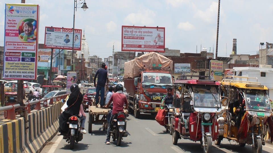 U-turn not made on over bridge in Hathras