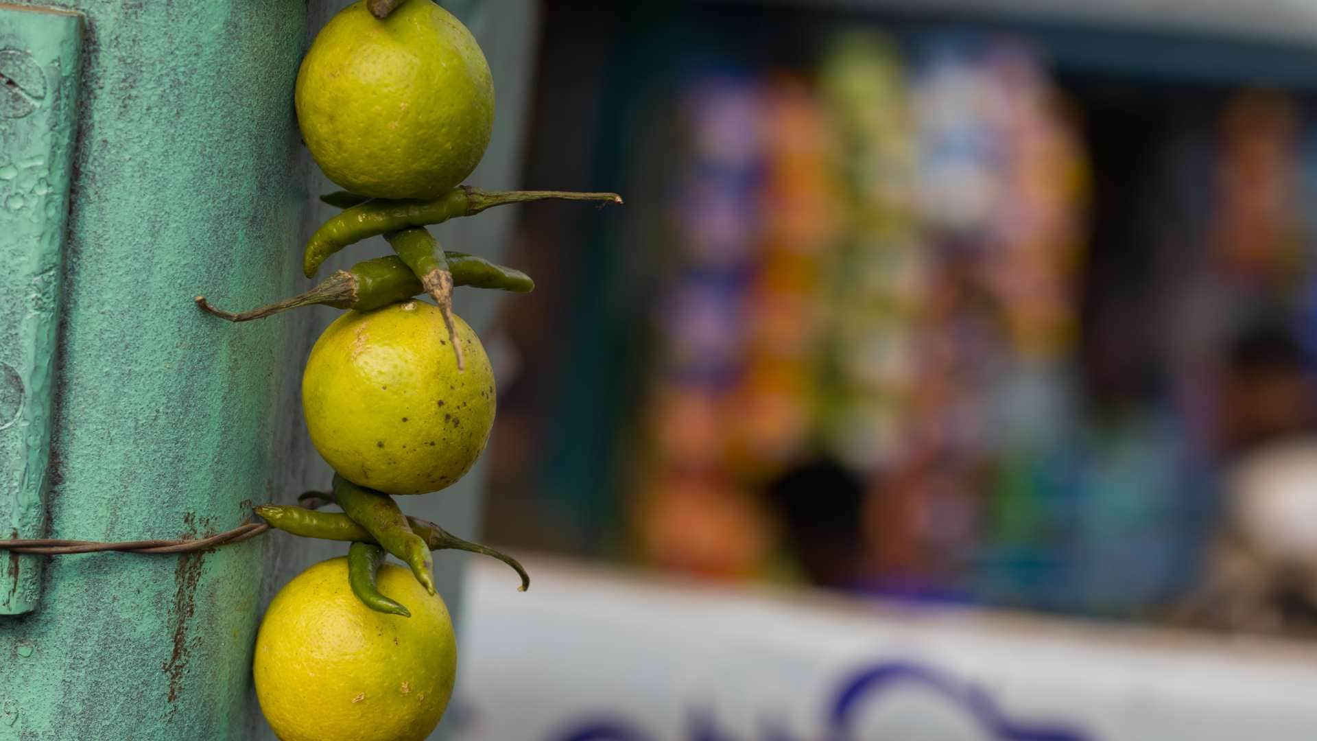 vastu remedies to remove negative energy ghar ko nazar lagne se kaise bachaye Vastu Tips