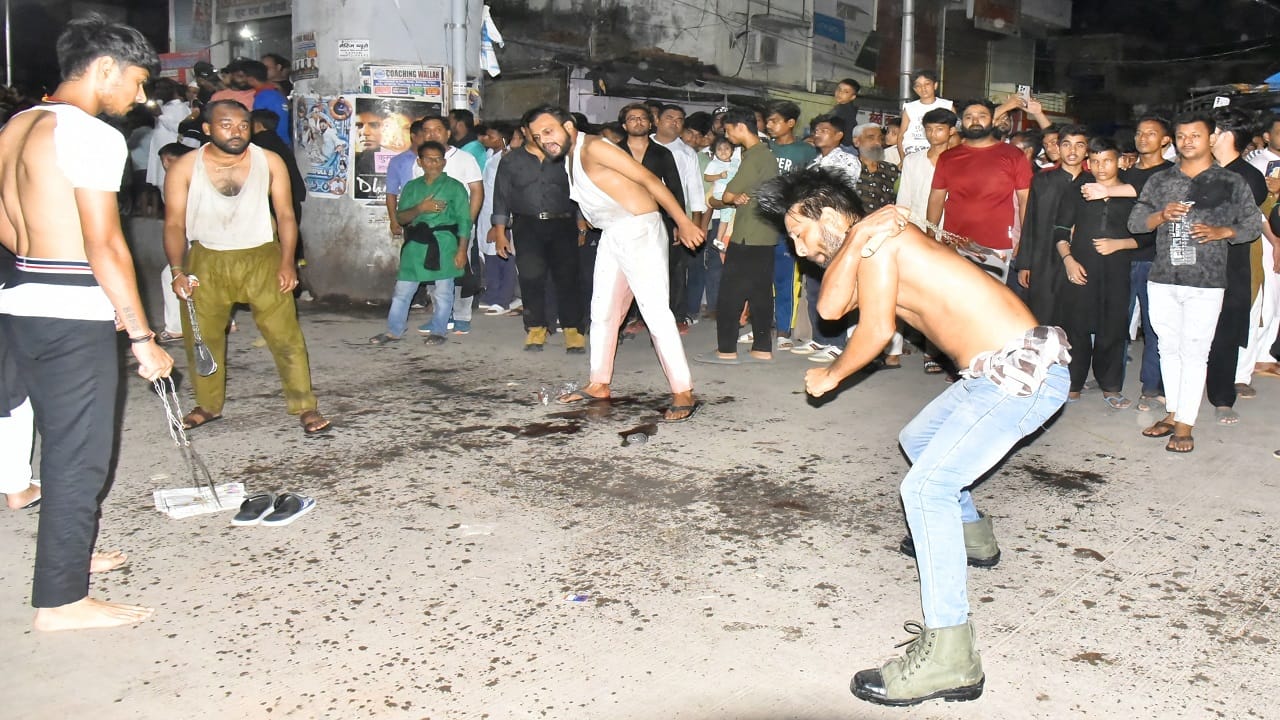 historic procession of Jarids on the occasion of 8th Moharram was taken out in Bareilly