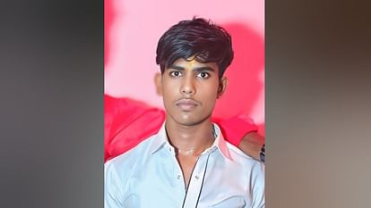 sambhal road accident Bolero of baraatis collided with college wall 8 people including groom died In Sambhal