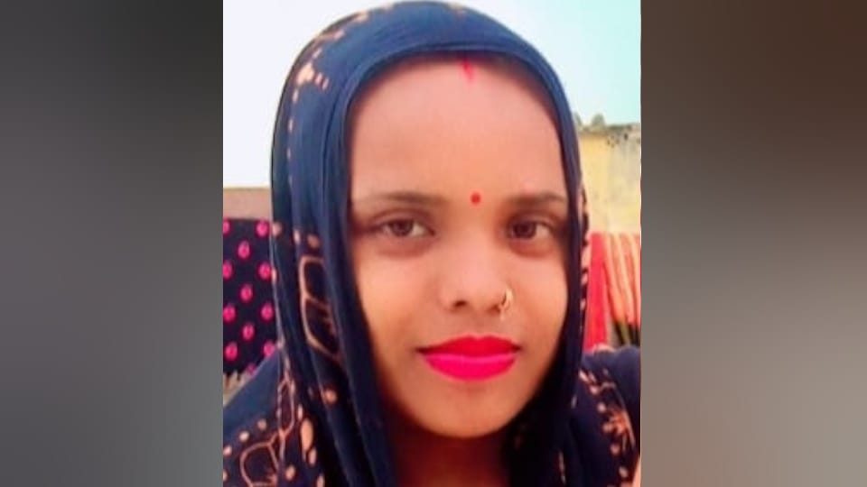 Sambhal road accident High speed happiness of two families accident happened due to negligence of driver