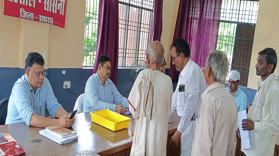 sampoorn samaadhaan divas in Sasni