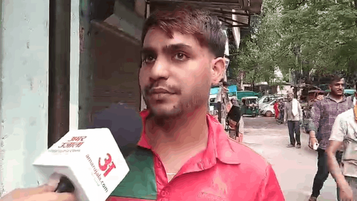 four bodies were found in a house in Delhi's Dakshinpuri area