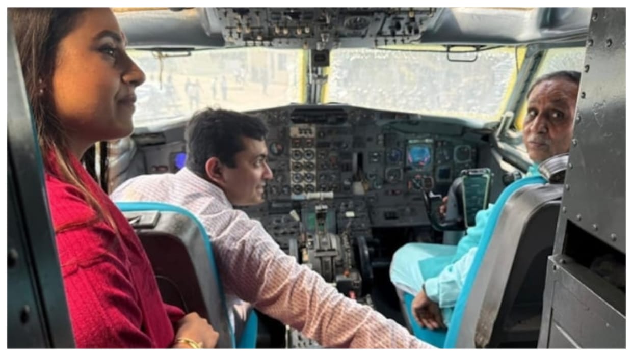 gujarat former cm vijay rupani was seen inside boeing cockpit before ahmedabad air india crash