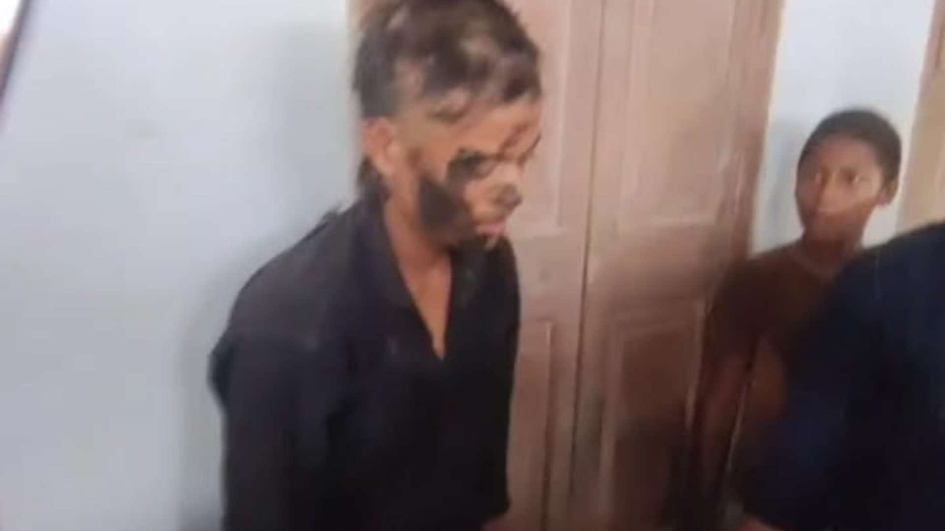 युवक को मुंडन कर मुंह पर कालिख पोत पूरे गांव में घुमाया
