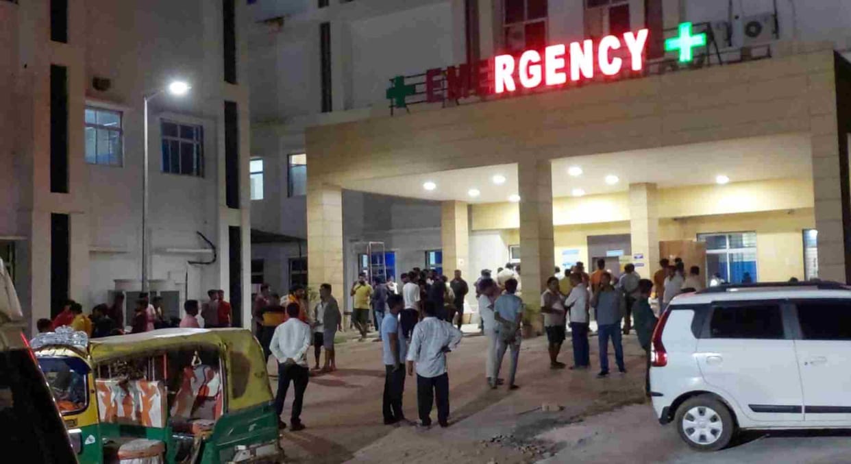 Bihar News: Two youths died in a head-on collision between bikes