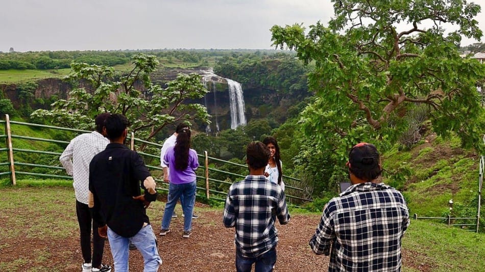 Indore News: Police and Administration on High Alert at Picnic Spots After Rising Accidents