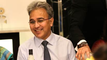 सीआईआई के अध्यक्ष राजीव मेमानी