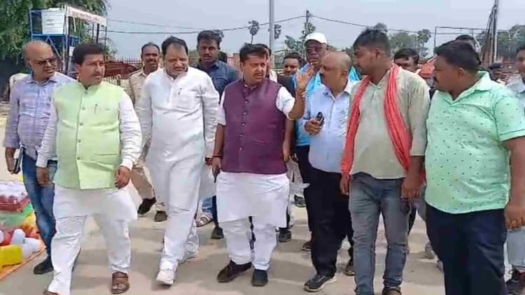 Bihar News: अजगैबीनाथ धाम को मिलेगा 6 लेन का मरीन ड्राइव सरीखा मार्ग, पथ निर्माण मंत्री नितिन नवीन ने की घोषणा