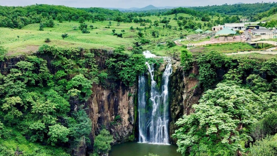 Indore News: Police and Administration on High Alert at Picnic Spots After Rising Accidents