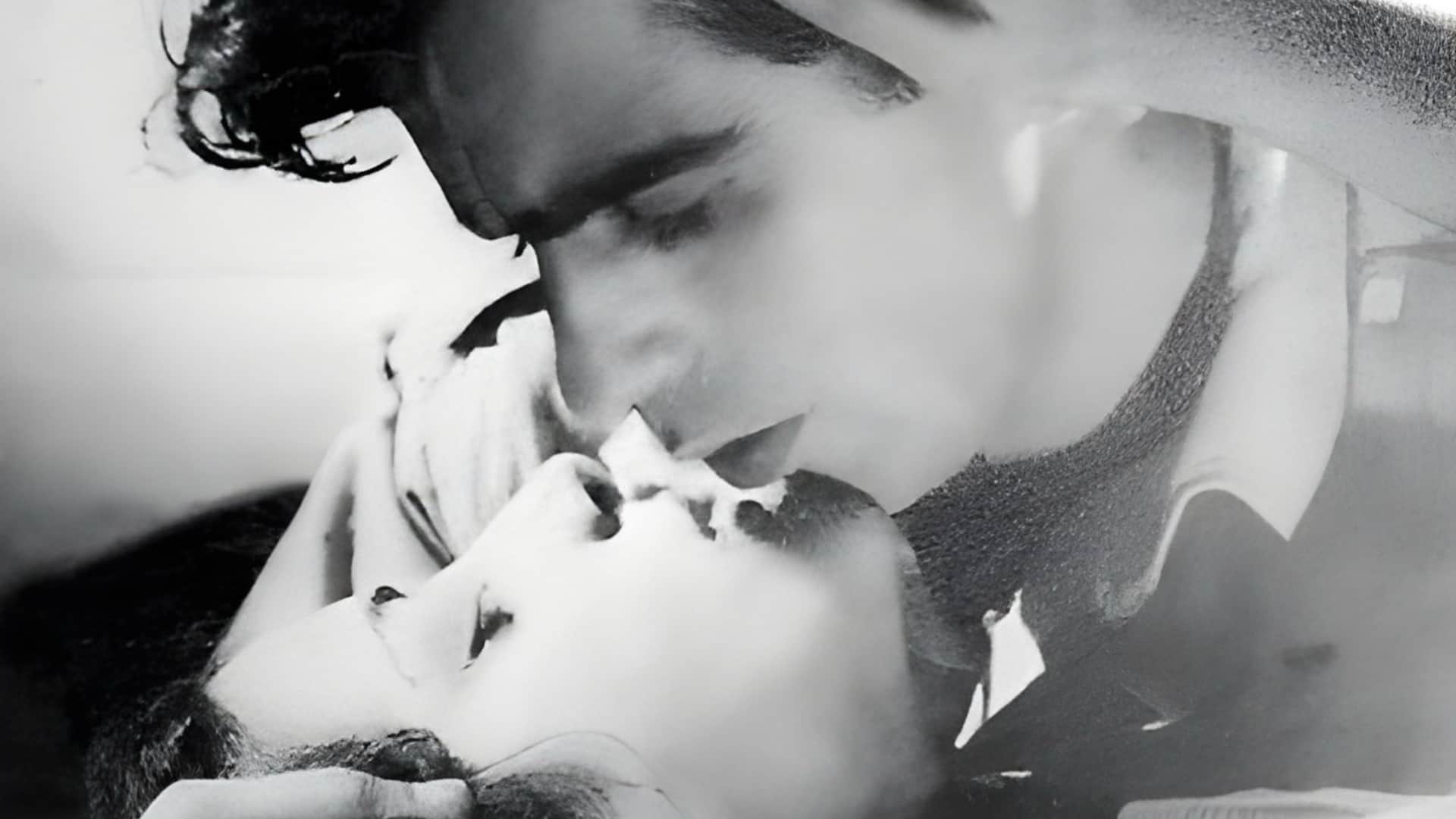 Dilip Kumar Death Anniversary real name movies know personal and profeesional love life