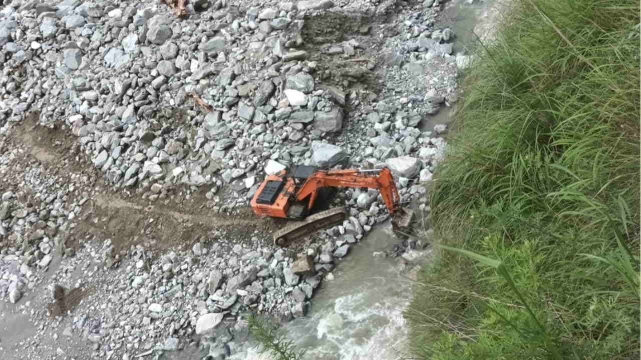 Rishikesh Yamunotri Highway closed including Uttarakhand 67 roads Bailey bridge construction