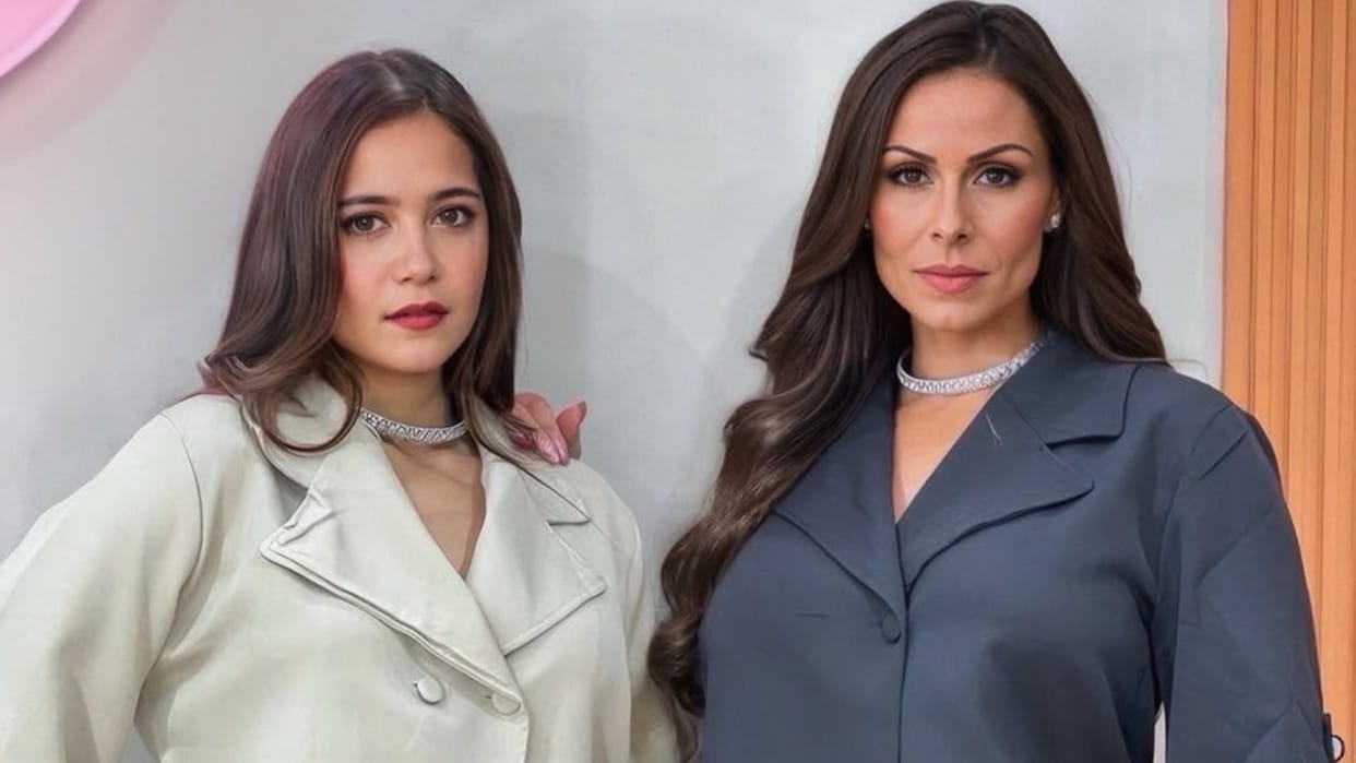 Babydoll archita phukan picture viral with american adult star kendra lust