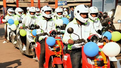 Bike Taxis Make a Comeback in Bengaluru After Court Nods to Regulation Over Ban