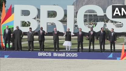 बिक्स समिट में पीएम मोदी और अन्य नेता