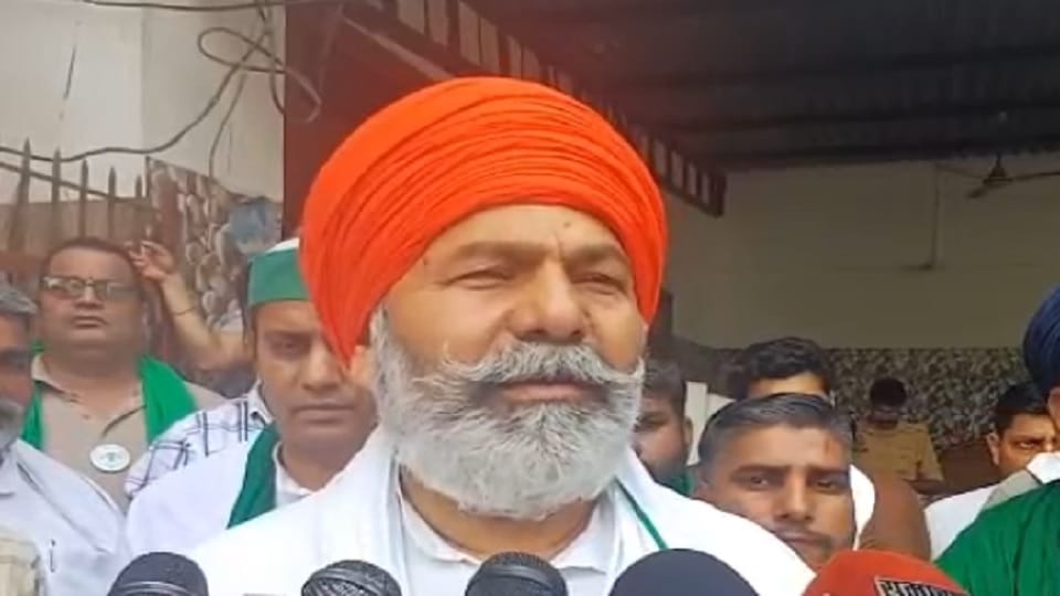 Muzaffarnagar: Rakesh Tikait said, veg and non-veg should be written on dhabas