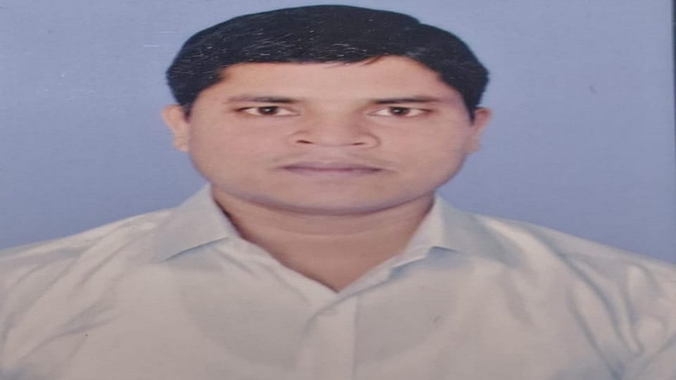 Raja Mahendra Pratap Singh University Deputy Registrar Kailash Bind transferred