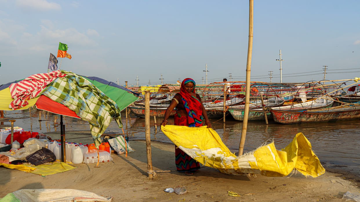 Possibility of water entering the Ganga basin, alert issued, water level rising towards danger mark