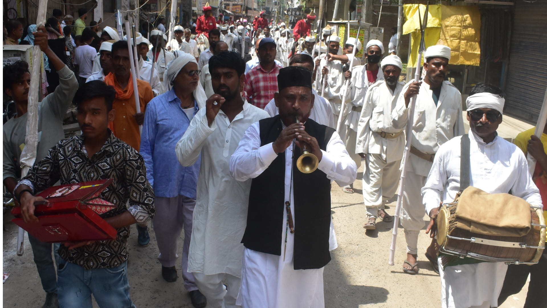In Gorakhpur, Muharram: Royal procession taken out with pomp and splendor, Tajias buried in Karbala