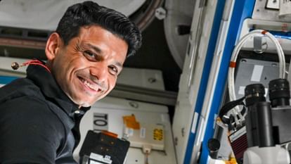 Farming in Space: Gup Captain Shubhanshu Shukla turned farmer in space; Fenugreek and moong seeds are growing Axiom-4 Mission: Shubhanshu Shukla is Growing Fenugreek and Green Gram Seeds in International Space Station