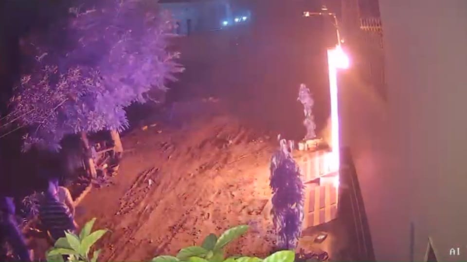 Bike riding youths threw petrol bombs at a house in Jalandhar