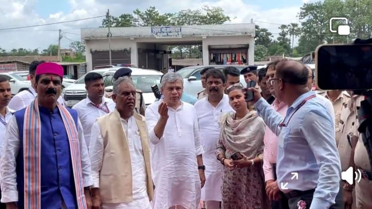 Bihar News: कर्पूरीग्राम स्टेशन का होगा कायाकल्प, रेल मंत्री अश्विनी वैष्णव ने किया शिलान्यास