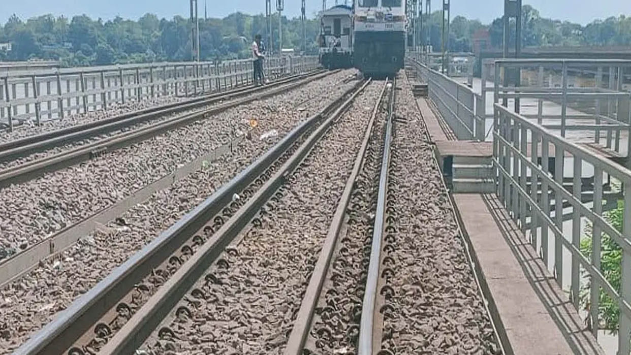 UP: Platform height will be increased in five small stations of Kanpur