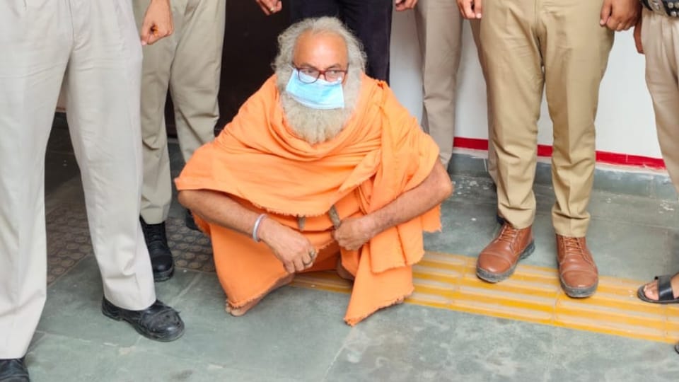 Drunk Baba killed man when he tried to dispose of body his car got stuck in mud In Sonipat