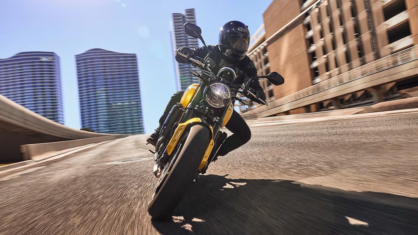 Triumph Motorcycles Launches 2025 Triumph Trident 660 launched in India Know Price Features Specifications