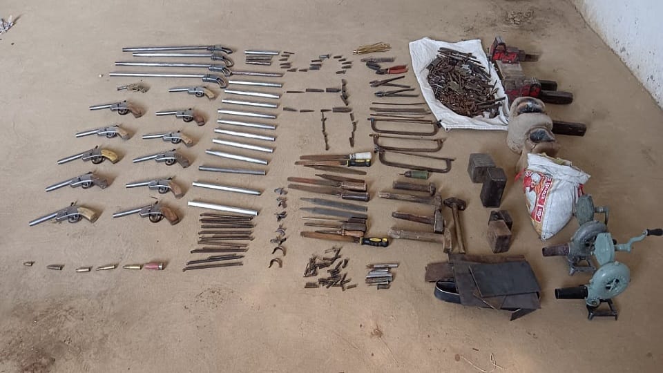 Illegal arms factory caught in Aligarh