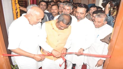 Meerut: Union Education Minister told farmers the formula to increase income, have to take help of AI
