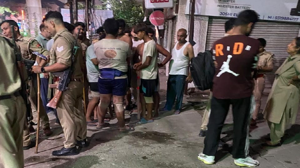 Uproar in Modinagar after car hit a Kanwariyas