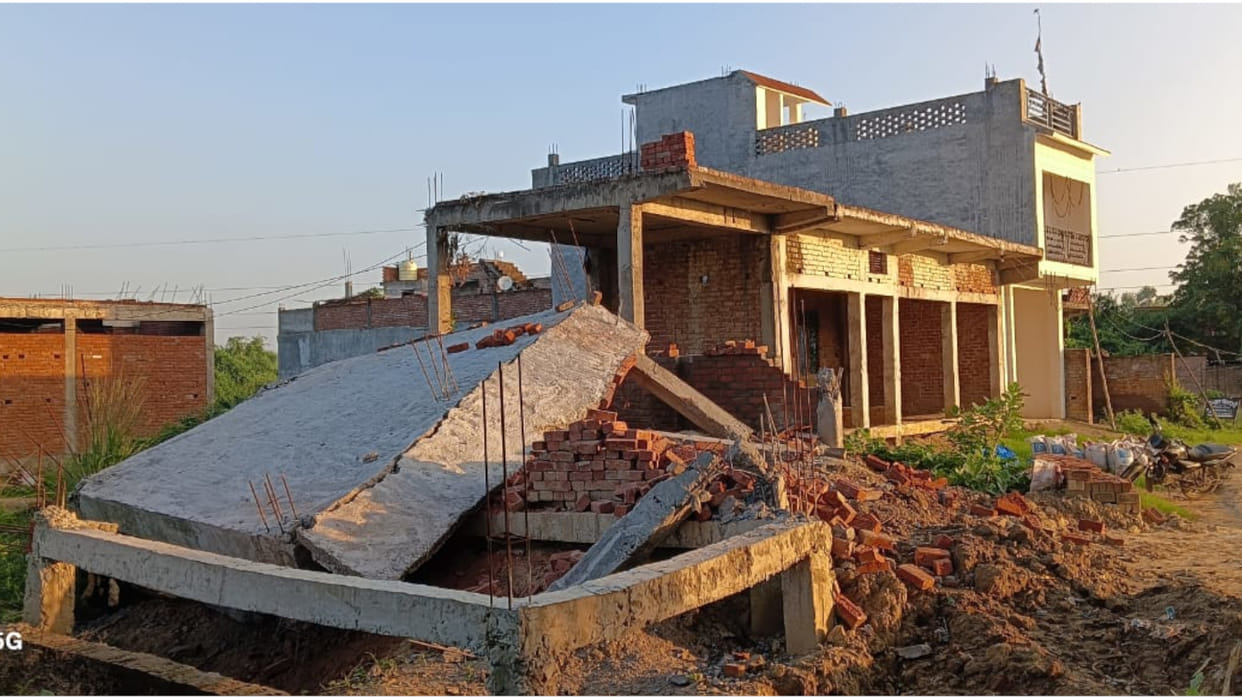 In Sant Kabir Nagar, miscreants demolished the house for not paying extortion money of Rs 5 lakh