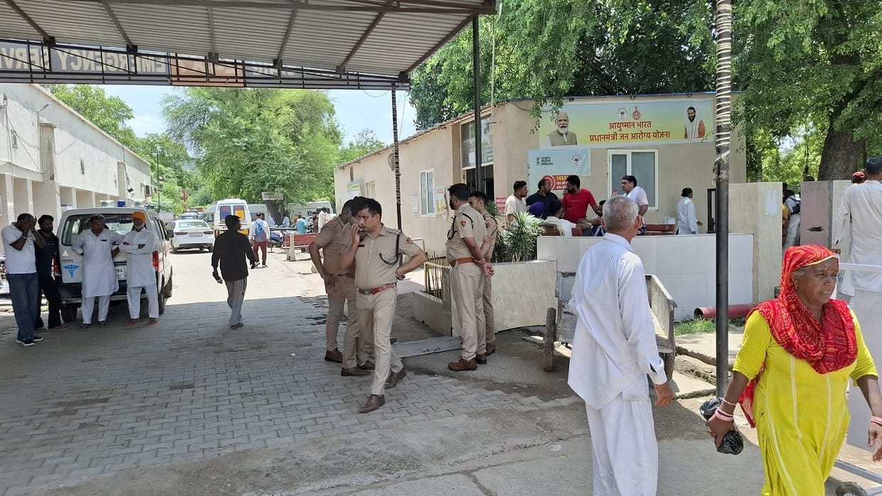 Police-youth clash over stopping DJ in Hisar, one youth dies after falling from the roof