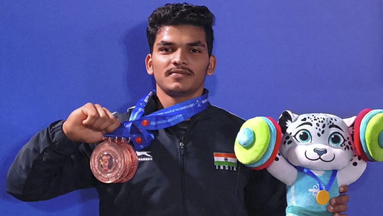 Sairaj Pardeshi won bronze medal in Asian Junior Weightlifting Championships Sports news and Update