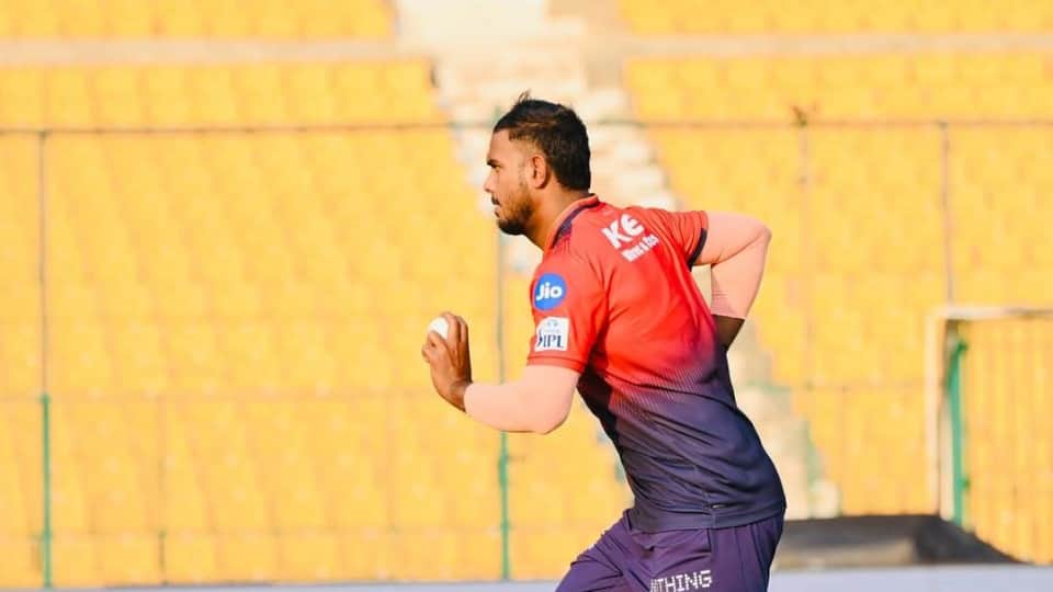 Cricketer Yash Dayal says girl is trapping him so that she doesnt have to return Rs 8 lakh
