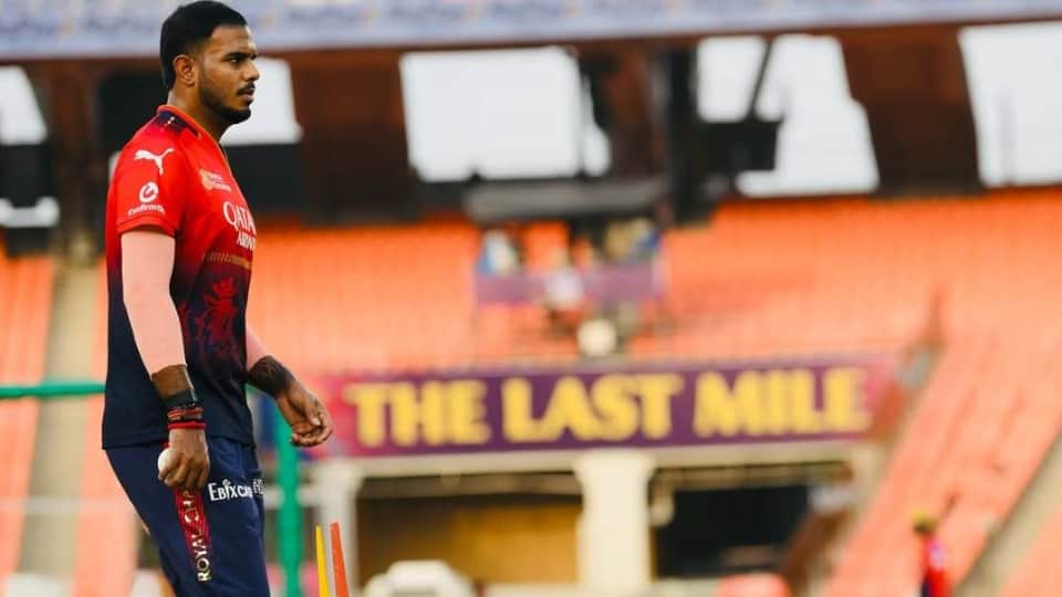 Cricketer Yash Dayal says girl is trapping him so that she doesnt have to return Rs 8 lakh