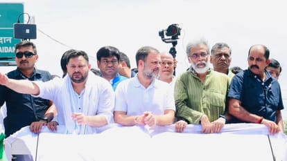 Bihar Bandh : Kanhaiya Kumar and Pappu Yadav were removed from Tejashwi Yadav's vehicle election commission