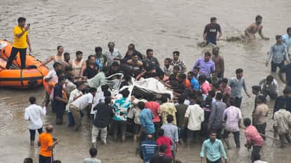 Gambhira Bridge in Padra taluka of Gujarat’s Vadodara collapsed At least nine people dead