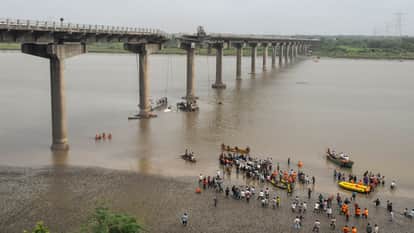 Gambhira Bridge in Padra taluka of Gujarat’s Vadodara collapsed At least nine people dead