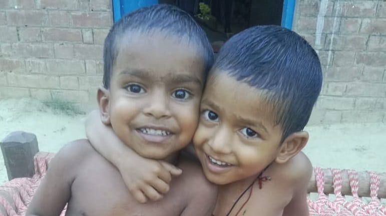 Kanpur Accident Innocent child died after being hit by a pickup accident happened while playing outside house