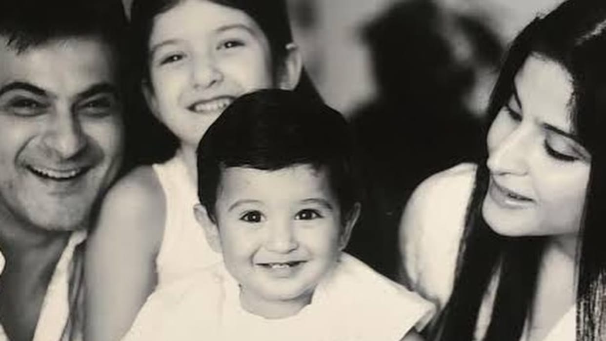 karan johar post for shanaya kapoor father Sanjay and mother Maheep says I have known for over three decades