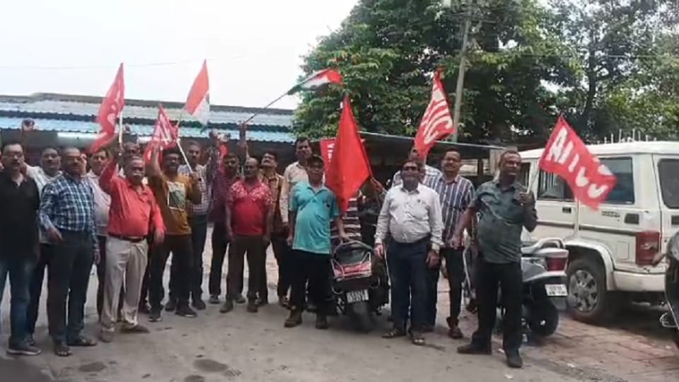 Workers' unions begin strike on coal mines in Korba
