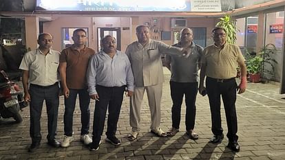 Meerut: An artisan hired four days ago in the city bullion, absconded with one kg of gold, cheated the bullion