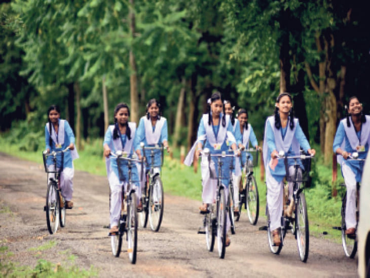 UP: If the school is located 5 km away, students will get an allowance of Rs 6,000, both male and female stude