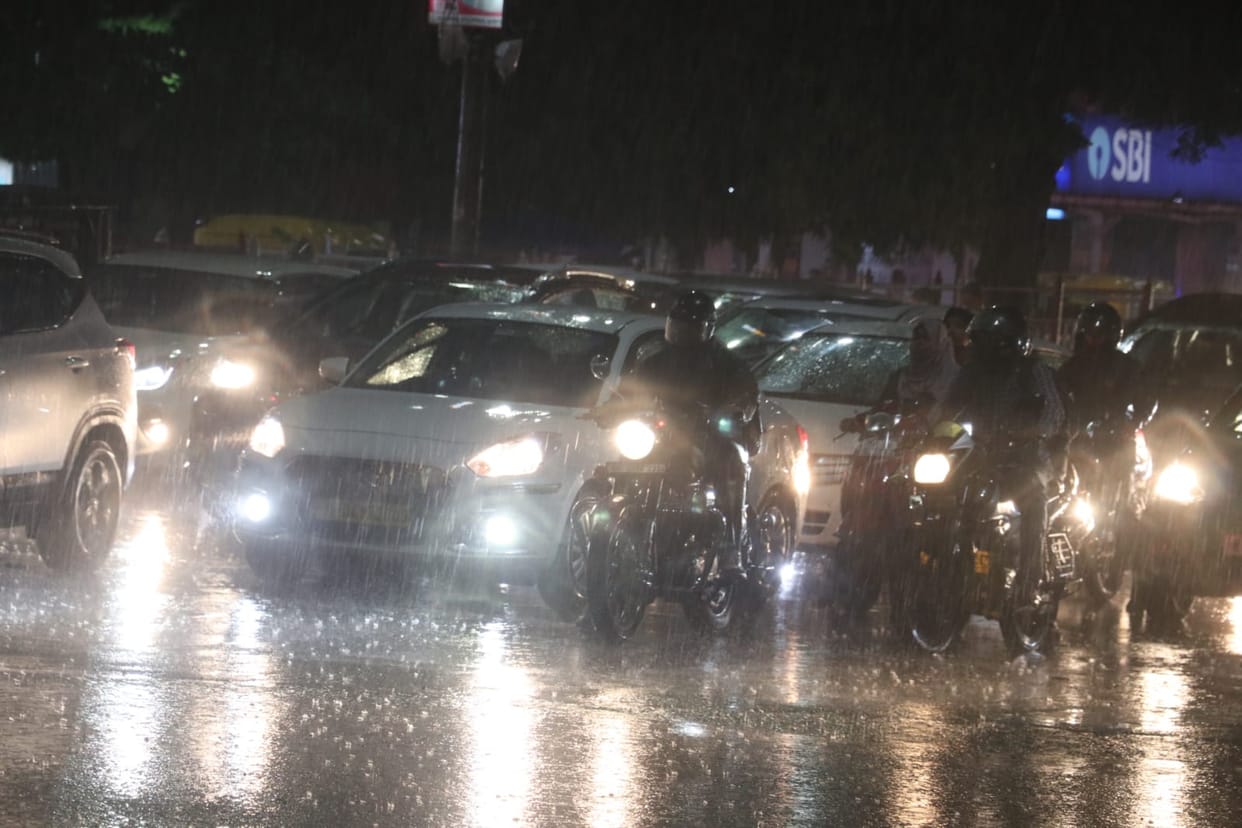 MP weather: Rain will continue in the state today as well, very heavy rain in 14 districts, heavy rain alert i