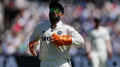 Ind vs Eng: BCCI gave information on Pant's fitness, injured during Lord's Test; Went out of the field Bcci Gave Update on Injured Rishabh Pant's Fitness during Match AGINEST England Ind vs Eng Lord's Test